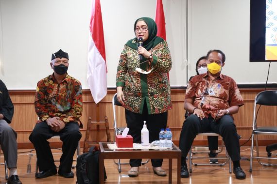 Kemnaker Gelar Ngopi Bareng Tripartit, Bahas Isu Ketenagakerjaan - JPNN.COM