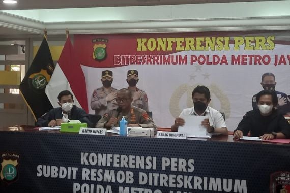 Polda Metro Jaya Ungkap 52 Kejahatan Jalanan, Tangkap 84 Tersangka, Sita Senjata Api - JPNN.COM