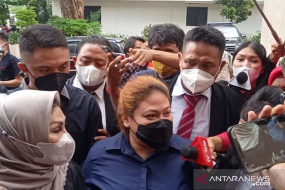 Polisi segera Gelar Perkara Kasus Anak Nia Daniaty - JPNN.COM
