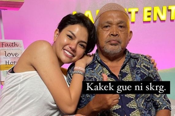 Nikita Mirzani Sarankan Kakek Suhud Laporkan Baim Wong ke Polisi - JPNN.COM