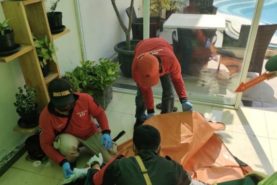 Silvi Meregang Nyawa di Kolam Renang Hotel Grand Surabaya - JPNN.COM