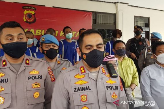 Polisi Tangkap Oknum Pegawai BUMN Terlibat Jaringan Narkoba - JPNN.COM