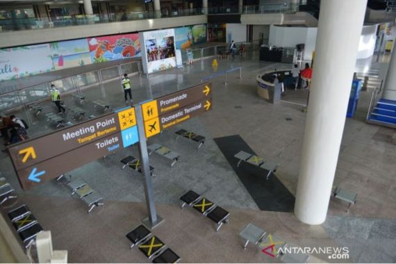 Begini Suasana Hari Pertama Pembukaan Bandara I Gusti Ngurah Rai - JPNN.COM