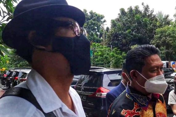 Denny Sumargo Diperiksa Hari ini di Polda Metro Jaya - JPNN.COM