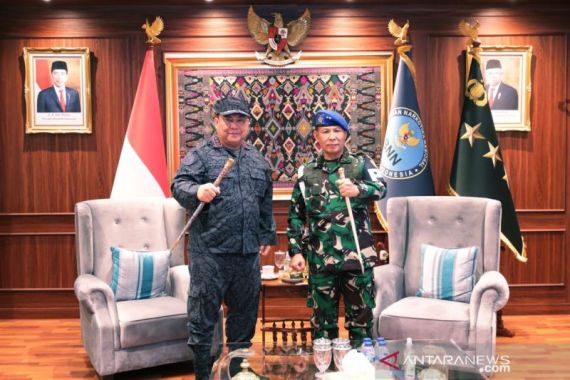 Danpuspom TNI Bertemu Komjen Petrus Golose di Gedung BNN, Ada Pembicaraan Serius - JPNN.COM