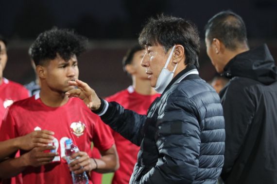 Ini Catatan Shin Tae Yong Seusai Indonesia Menang 4-0 atas Klub Turki - JPNN.COM