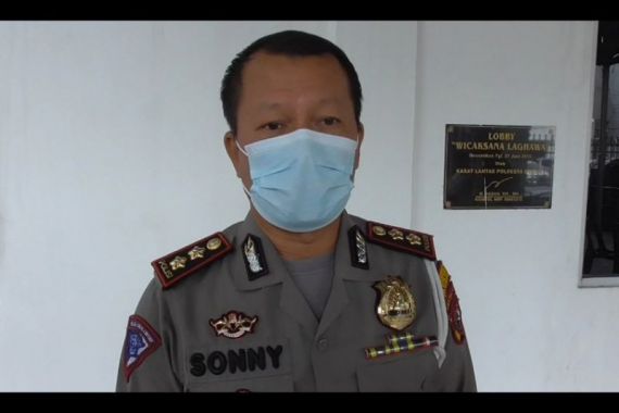 Viral Polisi Jual Barang Bukti Knalpot Racing, AKBP Sonny Merespons Begini - JPNN.COM