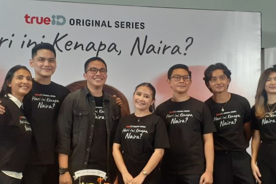 Prilly Latuconsina Kesal Kisahnya Dijadikan Cerita oleh Umay Shahab - JPNN.COM