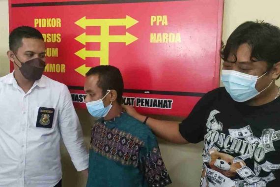 Alek Sudah Ditangkap, Pelaku Utama Buron, Kompol Tri: Terus Kami Kejar ke Mana pun - JPNN.COM