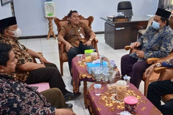 PPPK 2021 Ruwet, Guru Honorer di Sekolah Regrouping Malah Tidak Mendapat Afirmasi - JPNN.COM