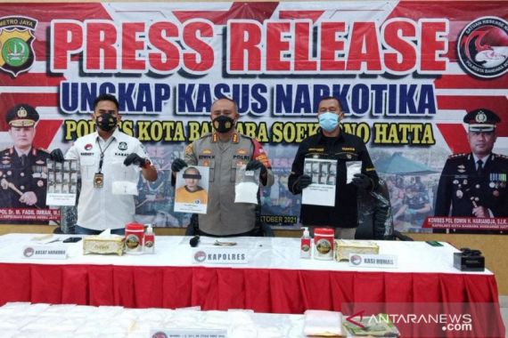 Siapakah ARP, Penerima Sabu-Sabu 3,2 Kilogram? - JPNN.COM