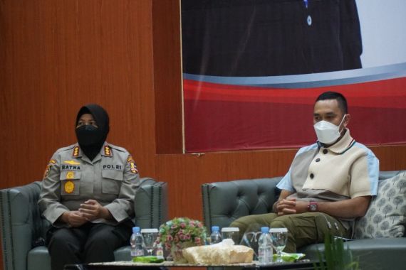 Sahroni: Polwan Bukan Pemanis, Kalian Setara dengan Polisi Pria - JPNN.COM