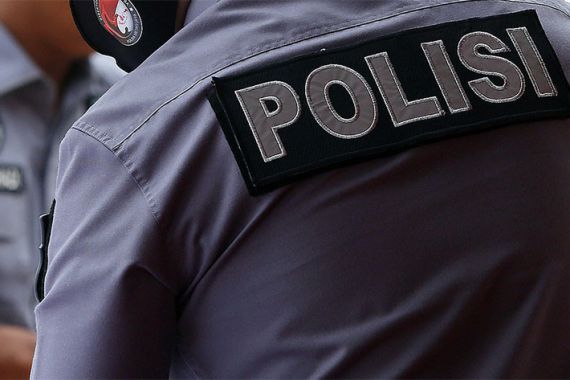 Terima Gratifikasi dari Casis Bintara, Oknum Polisi ini Cuma Dijatuhi Sanksi Etik - JPNN.COM