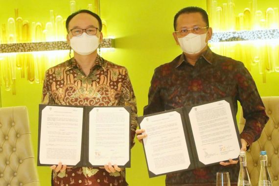 Bamsoet: Pengembangan Baterai Kendaraan Listrik di Indonesia Sangat Menjanjikan - JPNN.COM