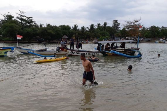 5 Bocah Terseret Arus Sungai Palangpang, 1 di Antaranya Belum Ditemukan - JPNN.COM