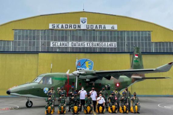 Skadron Udara 4 TNI AU Terima Pesawat NC212i-400 Troop Transport - JPNN.COM