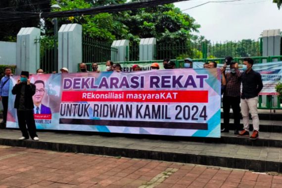 Momen Sumpah Pemuda, Rekat Indonesia Deklarasikan Dukungan untuk Ridwan Kamil - JPNN.COM