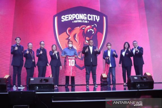 3 Sosok Perempuan Siap Membawa Serpong City FC Promosi ke Liga 2 - JPNN.COM