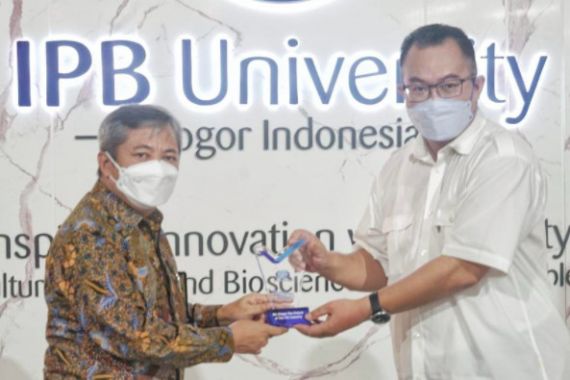 IPB University Dapat SafeGuard Label dari Surveyor Indonesia & Bureau Veritas - JPNN.COM