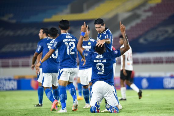 Hasil Persib Vs Persela, Menang 3-1, Maung Bandung ke Puncak Klasemen Liga 1 - JPNN.COM