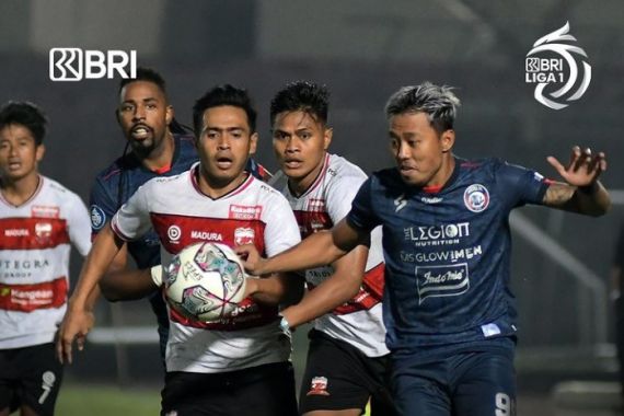 Bungkam Madura United 2-1, Arema FC Gusur PSM dan PSIS - JPNN.COM