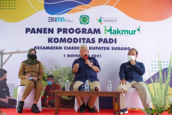 Program Makmur Pupuk Indonesia Tingkatkan Produksi Petani Hingga 44 Persen - JPNN.COM