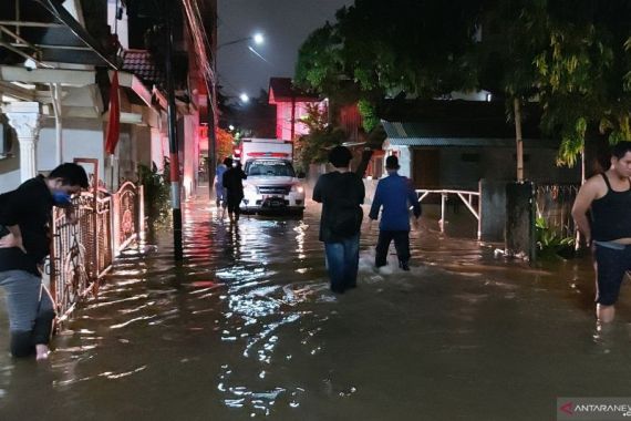 Cipinang Melayu Banjir, Kadis SDA DKI Jakarta Bilang Begini - JPNN.COM