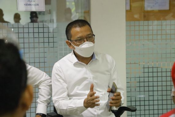 Kemnaker Upayakan Pemulangan Pekerja Migran Maulana yang Ditangkap Imigrasi Kamboja - JPNN.COM