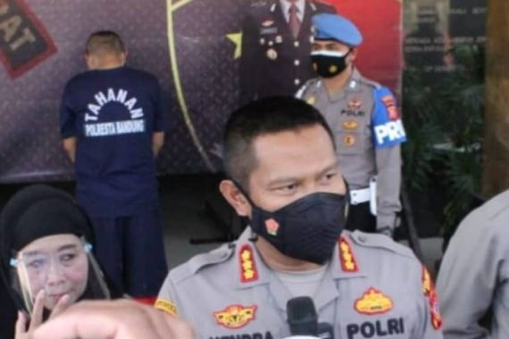 Polisi Gadungan Beraksi di Depan Polresta Bandung, Nekat - JPNN.COM