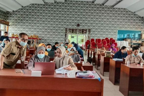 Guru Honorer Regrouping Akhirnya Lulus PPPK Tahap I, Alhamdulillah - JPNN.COM