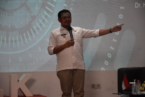 Bupati Sumedang: Insyaallah Suatu Saat Presiden Indonesia dari Telkom University - JPNN.COM