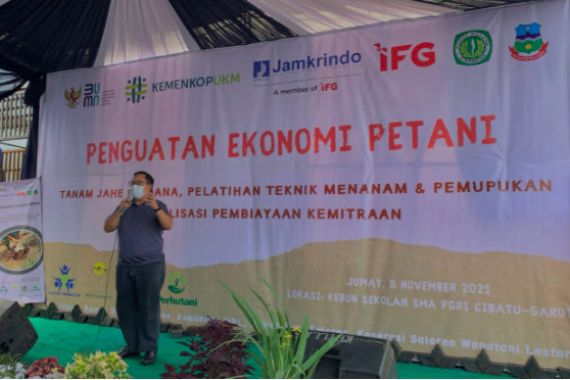 Jamkrindo Lakukan Penguatan Ekonomi Bagi Petani di Garut - JPNN.COM