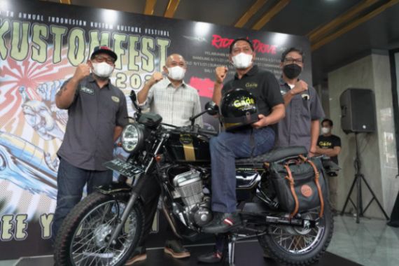 PT Pegadaian Luncurkan Motor Kustom The Gade ST150 - JPNN.COM