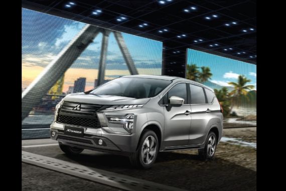 Curi Start, Mitsubishi Xpander 2021 dan Xpander Cross Resmi Mengaspal - JPNN.COM