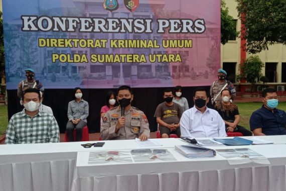 Mengaku Kenal Polisi, Lambas Peras Pemilik Panti Pijat - JPNN.COM