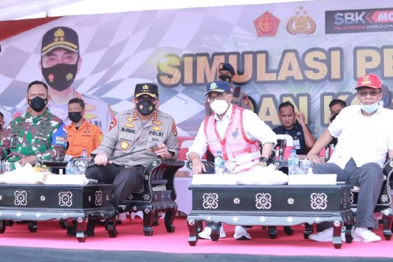 Usai Lihat Simulasi Pengamanan Sirkuit Mandalika, Menhub Yakin Keamanan-Prokes Terjaga - JPNN.COM