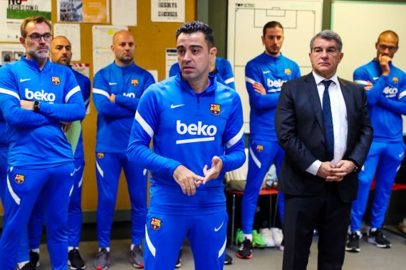 Ngeri! Xavi Hernandez Buat 8 Peraturan Baru Bagi Pemain Barcelona, Haram Dilanggar - JPNN.COM