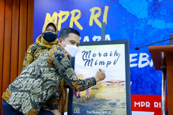 Luncurkan Aplikasi Buku Digital MPR RI, Ma’ruf Cahyono: Saya Dukung Terobosan Ini - JPNN.COM