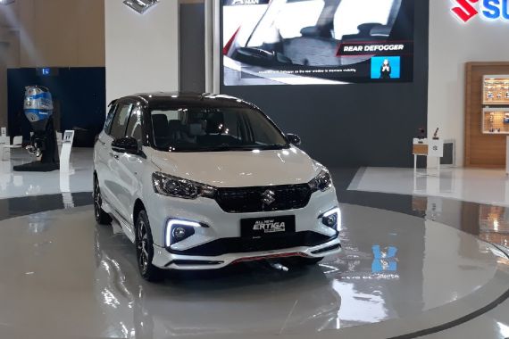 Suzuki Menghadirkan Ertiga Sport FF Hanya 125 Unit, Eksklusif - JPNN.COM