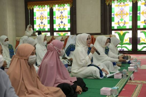 BKMT Aceh dan Santri Pesantren Al Hidayah Gelar Doa Bersama untuk Pak SBY - JPNN.COM