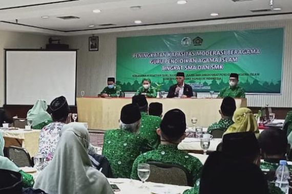 Kemenag Gandeng Guru untuk Penguatan Moderasi Beragama - JPNN.COM