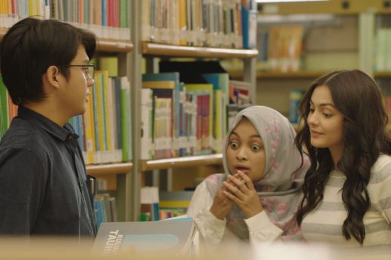 Ranah 3 Warna Jadi Film Pembuka di Jakarta Film Week - JPNN.COM