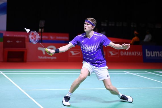 Fakta Tragis Viktor Axelsen Setelah Tersingkir di 16 Besar Indonesia Masters 2021 - JPNN.COM