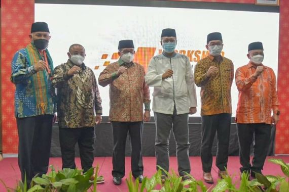 3 Gubernur Ini Terpantau Merapat ke Acara Lokakarya PKS - JPNN.COM