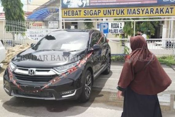 Rumah Sekda HSU Adik Bupati Abdul Wahid Digeledah KPK, Almien Ashar Pilih Bungkam - JPNN.COM