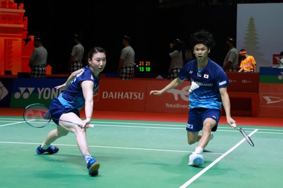 Malaysia Open 2022: Nyaris Menang, Yuta Watanabe/Arisa Higashino Berakhir Tragis - JPNN.COM