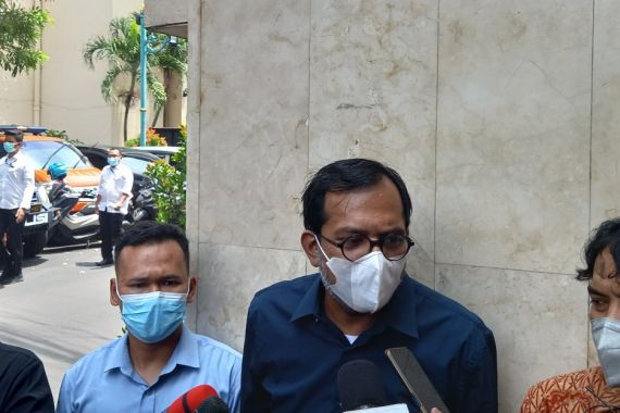 Haris Azhar Siap Bertempur Lawan Luhut Binsar di Pengadilan - JPNN.COM