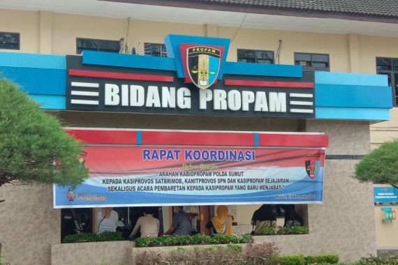 Tidak Ada Ampun, Kelakuan Bripka RHL Memang Keterlaluan, Direkomendasikan untuk Dipecat - JPNN.COM