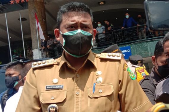 Ratusan Rumah Warga Kota Medan Terendam, Bobby Nasution Minta Maaf - JPNN.COM