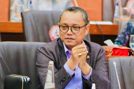 Soal Putusan MK Nomor 60, Deddy PDIP: Kemenangan Melawan Oligarki Parpol - JPNN.COM